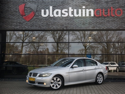 BMW 3-serie 320i Dynamic Executive