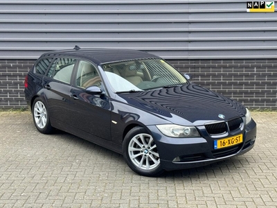 BMW 3-serie Touring 320i Business Line