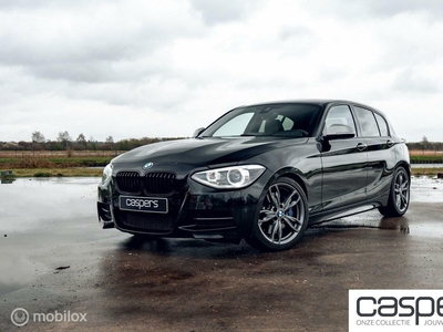 BMW M135i High Executive |NL | Hi-Fi | Adaptief M onderstel