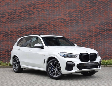 BMW X5 40i xDrive *M-Pakket*Pano*Leder*Trekhaak*