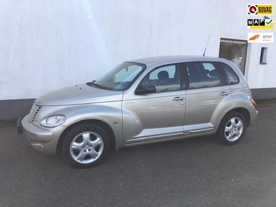 Chrysler PT Cruiser 2.4i Touring, '05, 240000 km, nette auto met een nieuwe apk !