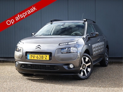 Citroën C4 Cactus 1.2 PureTech One-Tone (82PK), 2e-Eigenaar, Keurig-Onderh., Navigatie, Parkeersensoren-V+A, Airco/Climate-Control, Licht-Zicht-Pakket, LM.-Velgen-17Inch, Cruise-Control, Trekhaak, DAB, Privacy-Glas, NL-Auto