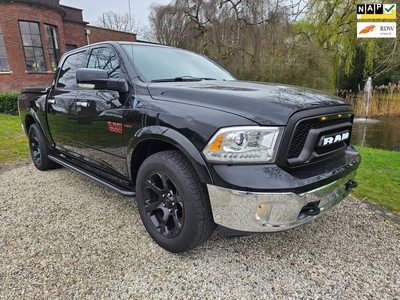 Dodge Ram 1500 5.7 V8 HEMi 4x4 5'7 BLACK 20 inch/LPG/automaat