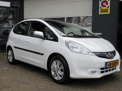 Honda Jazz 1.4 Hybrid Business Mode + PANODAK/AUTOMAAT/ECC/CRUISE/NAVI/ZUINIG