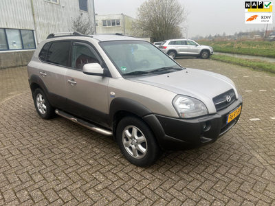 Hyundai Tucson 2.0i Style((( nette auto )))