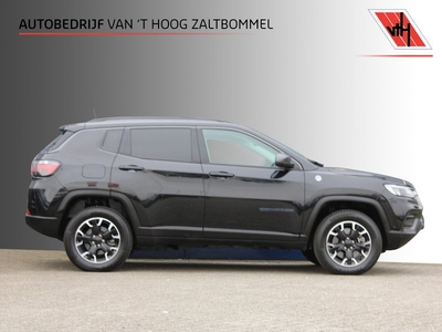 Jeep Compass 4xe 240 Plug-in Hybrid Electric Trailhawk LEDER 360-CAMERA CARPLAY DAB