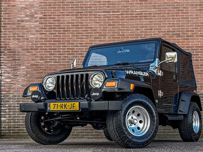 Jeep Wrangler TJ 4.0i 177PK Autm. Sahara Airco, Cruise, Navi, Trekh. NL-auto & 75.000KM