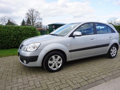 Kia Rio 1.4 X-pect 1e eigenaar AIRCO zeer nette auto