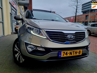 Kia Sportage 2.0 X-clusive Leer StoelVerw Navi Camera TrekHaak