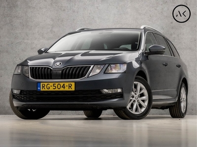 Škoda Octavia Combi 1.0 TSI Luxury (APPLE CARPLAY, GROOT NAVI, STOELVERWARMING, GETINT GLAS, KOELBOX, LEDER, SPORTSTOELEN, PARKEERSENSOREN, DAB+, NIEUWSTAAT)