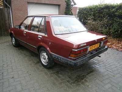 Mazda 323