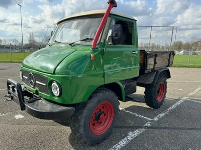 Mercedes-Benz Unimog westfalia 411