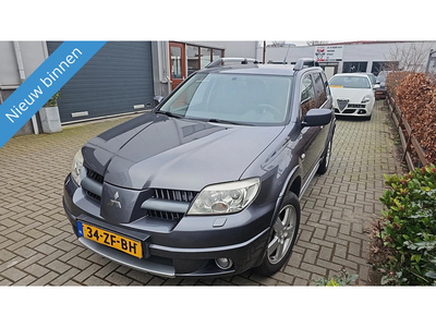 Mitsubishi MITSUBISHI OUTLANDER 2.4 Met airco en nw apk inruilmogelijk