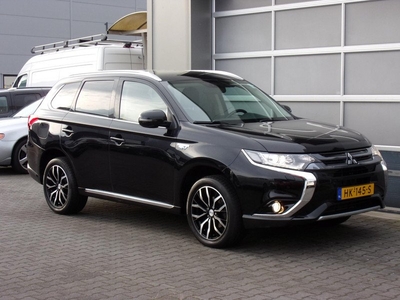 Mitsubishi Outlander 2.0 PHEV Business Edition Clima/Cruise/Navi/Camera!!