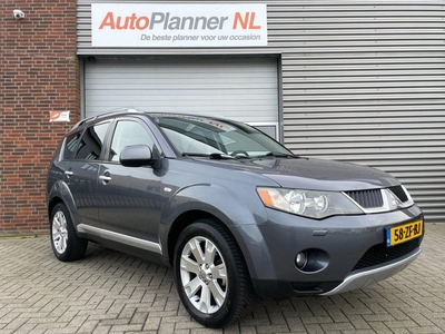 Mitsubishi Outlander 2.4 Instyle 4WD! Cruise! Leder! 7-Pers!