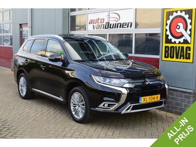 Mitsubishi Outlander 2.4 PHEV Intense+ O.a: Schuif/kanteldak, Stoel+stuurverw, Carplay, Camera, Key-less, Etc. All-in prijs!