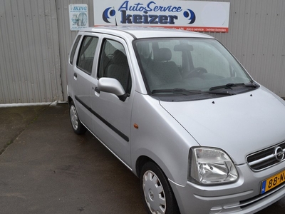 Opel Agila 1.2-16V Comfort