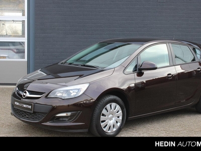 Opel Astra 1.4 Turbo 120 PK Edition NL-Auto/Airco/Cruise control/Radio-CD/Trekhaak