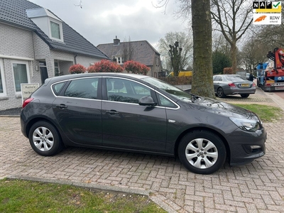 Opel Astra 1.4 Turbo Edition