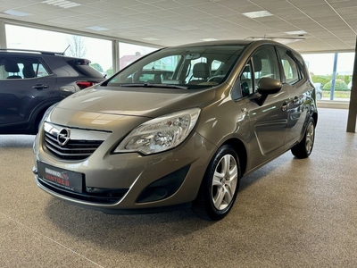 Opel Meriva 1.4 Turbo innovation stoel en stuurwielverwarming Navi PDC 1ste eigenaar 120pk PDC Navi Cruise 4 seizoensbanden