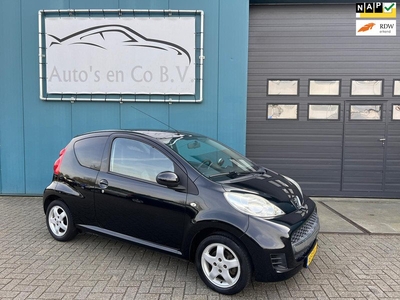 Peugeot 107 1.0-12V Urban Move Airco Leder/Alcantara int Lm velgen Stuurbekr Incl nw Apk 03-2025