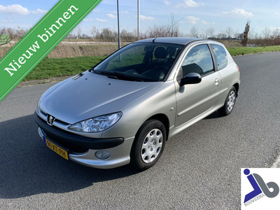 Peugeot 206 1.4 NL 1e eigenaar! 115663 km! APK 21-05-2025!