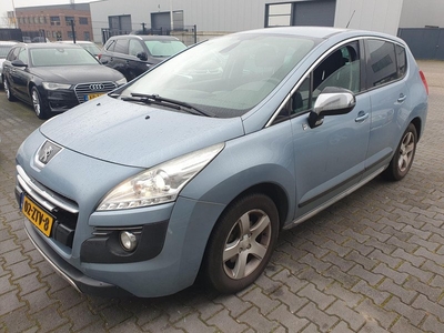 Peugeot 3008 2.0 HDiF HYbrid4 Blue Lease