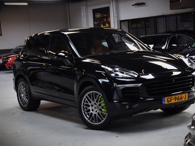 Porsche Cayenne 3.0 S E-Hybrid Navi|Sport-Chrono|Org.NL|21inch|Dealer onderhouden