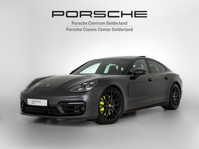 Porsche Panamera 4 E-Hybrid