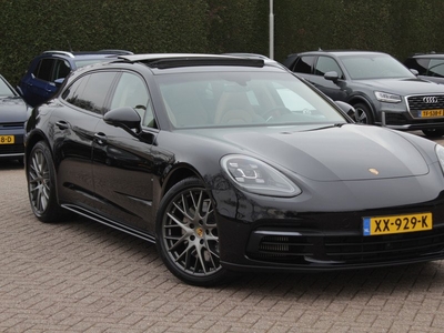 Porsche Panamera Sport Turismo 2.9 4 E-Hybrid / Akaprovic / Panoramadak / 360Camera / Carbon / Nachtzicht / Bose / 21'' / Leder / Stoelverwarming