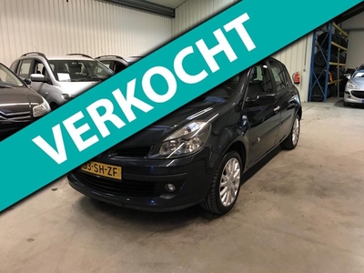 Renault Clio 1.4 16V Dynamique Luxe 5 DEURS/AIRCO/NAP/APK