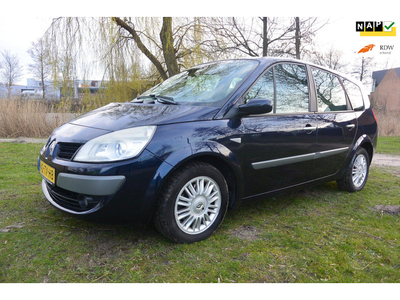 Renault Grand Scénic 2.0-16V Tech Line*automaat*airco*cruise*navigatie*leer