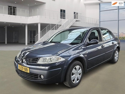 Renault Mégane 1.6-16V Business LPG AIRCO CRUISE TREKHAAK 2 X SLEUTELS