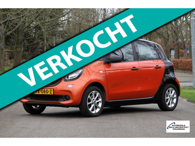 Smart Forfour 1.0 Pure Automaat / Airco met climate control / Sportvelgen / Dagrijverlichting / Boordcomputer / enz.