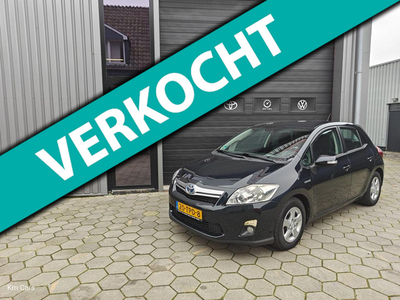 Toyota Auris 1.8 Full Hybrid Business - 2e Eigenaar - Dealer onderhouden - Navi - Ac -