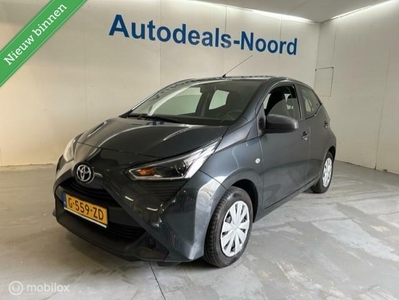 Toyota Aygo 1.0 VVT-i x-play Cruise Airco