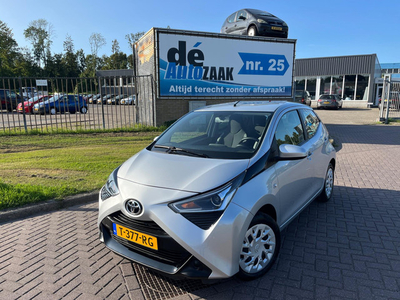 Toyota Aygo 1.0 VVT-i x-play limited Automaat!