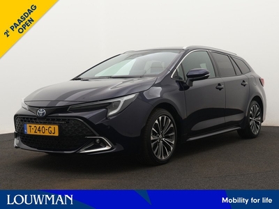 Toyota Corolla Touring Sports 1.8 Hybrid First Edition | Stoelverwarming | Parkeersensoren | Navigatie | Elektrisch bedienbare achterklep |