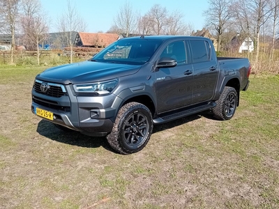 Toyota Hilux 2.8 D-4D Double Cab Invincible