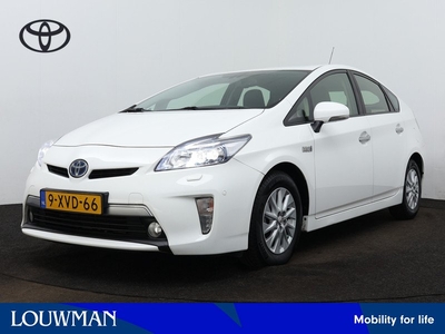 Toyota Prius 1.8 Plug-in Executive Business | JBL Audio | Dealer onderhouden | Lederen bekleding | Navigatie |