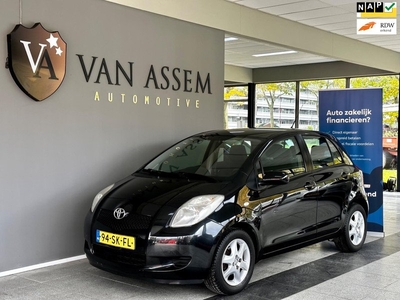 Toyota Yaris 1.3 VVTi Sol MMT • Automaat • 123DKM NAP