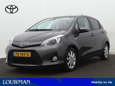 Toyota Yaris 1.5 Full Hybrid Dynamic Limited | Lichtmetalen Velgen | Navigatie |