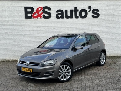 Volkswagen GOLF 1.4 TSI Connected 1e Eigenaar Slechts 17555km!! Automaat Navigatie Cruise controle Parkeer sensoren Climate Contr.