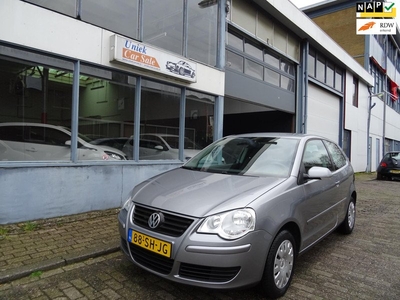 Volkswagen Polo 1.4-16V Turijn