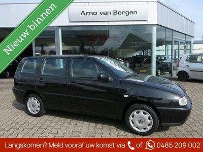 Volkswagen Polo Variant 1.6, zeer nette auto met een unieke km-stand !!