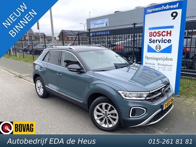 Volkswagen T-Roc 1.5 TSi DSG7-automaat Style Sport met o.a. alcantara, iQ Lights, two-tone, Park Assist, Lane Assist, etc.