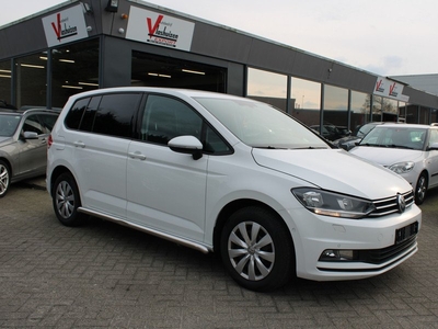 Volkswagen Touran 2.0 TDI SCR Comfortline 150PK DSG Automaat - € 8.250,- NETTO! - Climate - Cruise - PDC