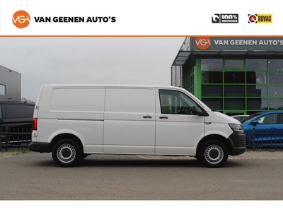 Volkswagen Transporter 2.0TDI L2H1 Highline 102PK | Trekhaak | Stoelverwarming | Parkeersensoren