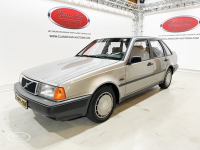 Volvo 440 - ONLINE AUCTION