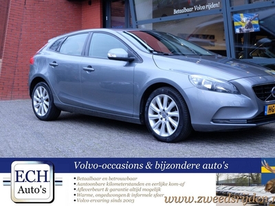 Volvo V40 2.0 T2 122 pk, Navi, Bluetooth, Stoelverwarming